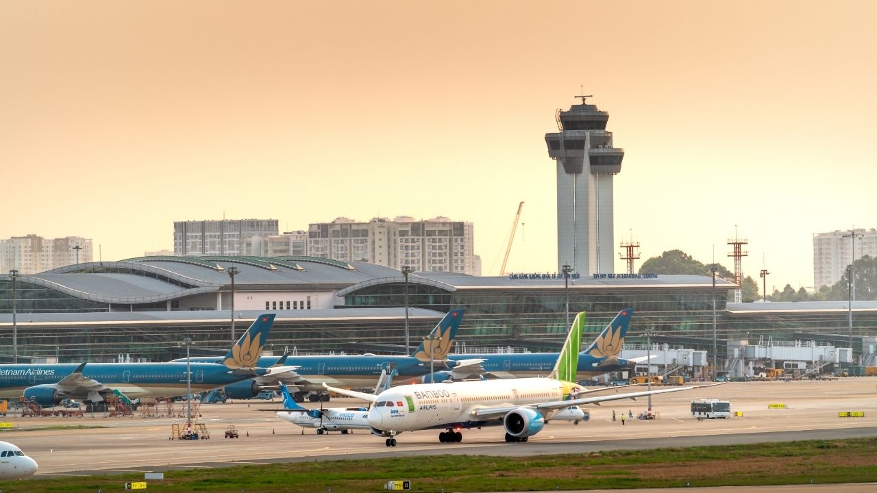 Outsourcing for Airline Startups & LCCs